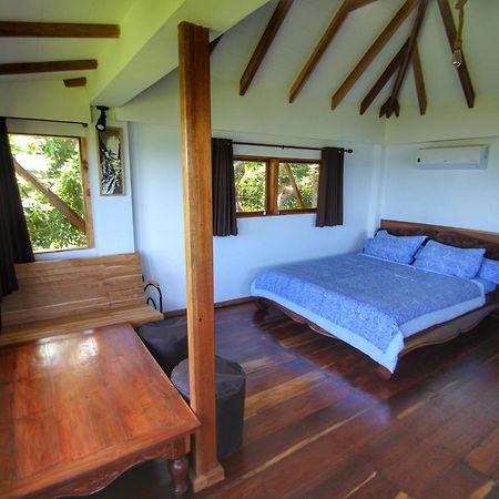 Boa Hill Surf House Hotell Nembrala Rom bilde