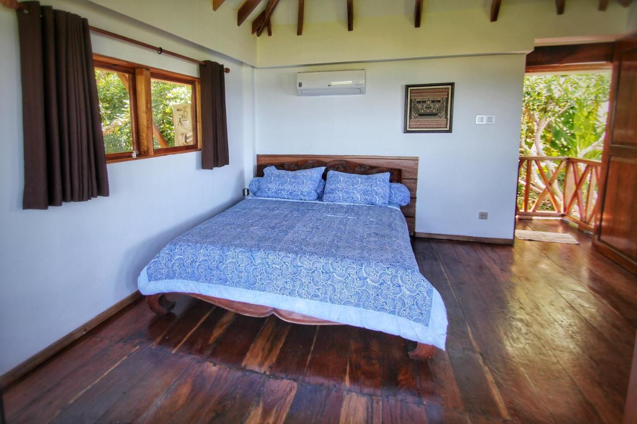 Boa Hill Surf House Hotell Nembrala Eksteriør bilde