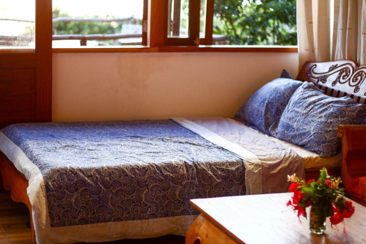 Boa Hill Surf House Hotell Nembrala Eksteriør bilde