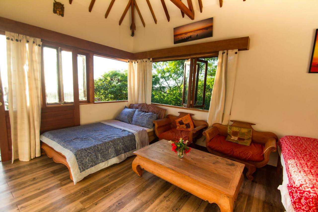 Boa Hill Surf House Hotell Nembrala Eksteriør bilde